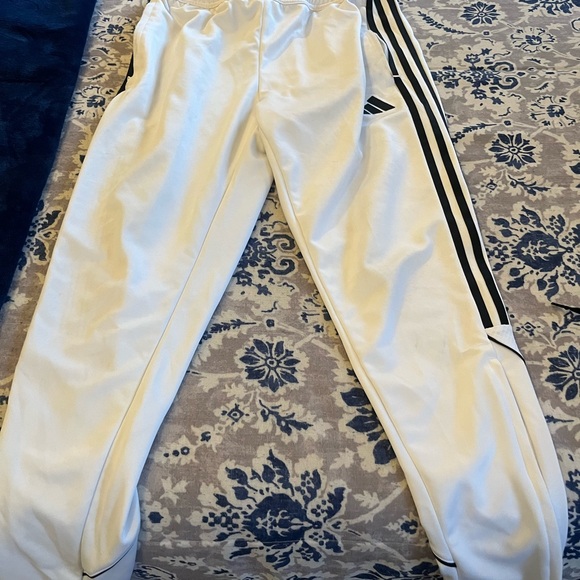 New Adidas Climate Control Running Pants size medium…white. Very Comfortable! - Picture 3 of 9